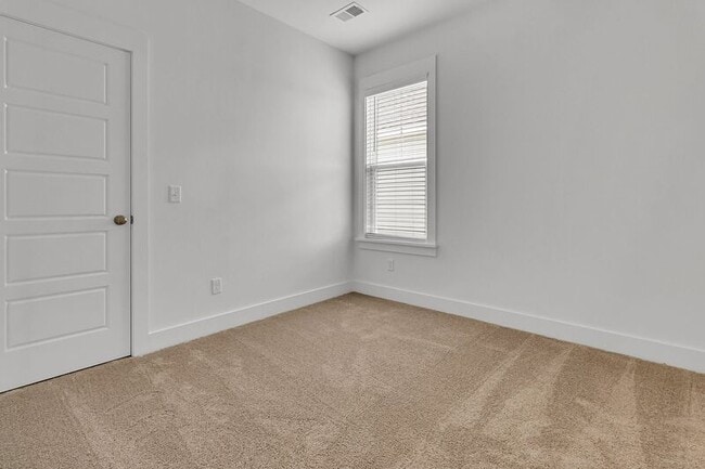 Building Photo - 110 Crimson St