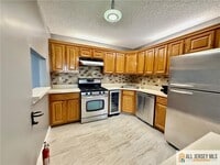 Building Photo - 31 Voscek Ct