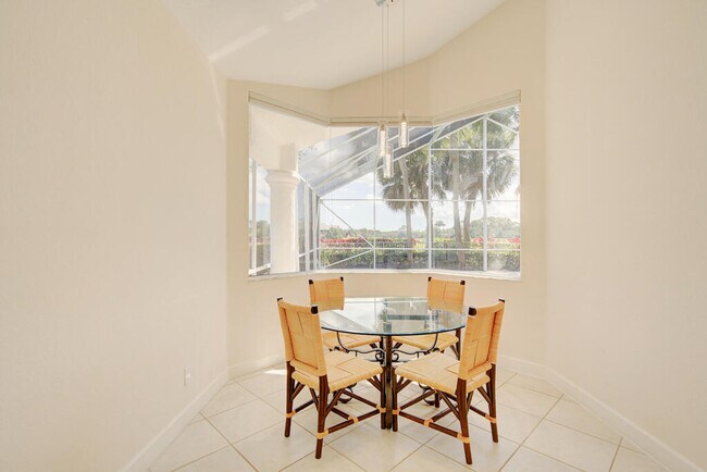 Building Photo - 6646 Oakmont Way