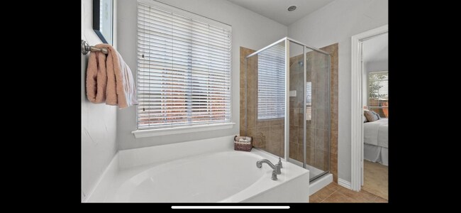 Building Photo - 961 Noble Ave