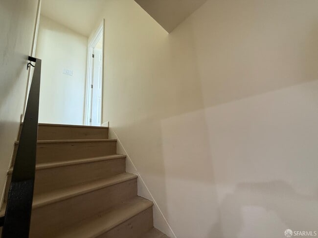 Building Photo - 258 Dorland St