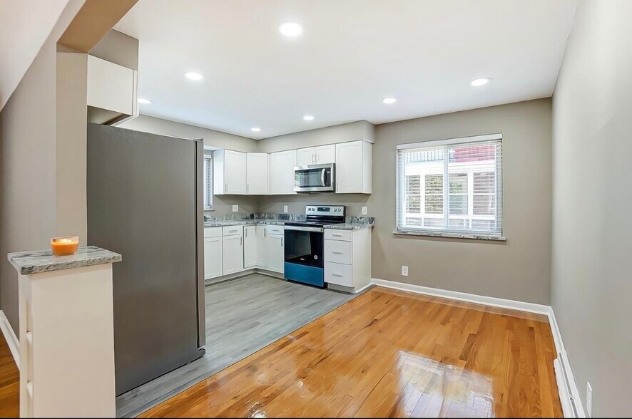 Building Photo - 4936 Kelsch Ln