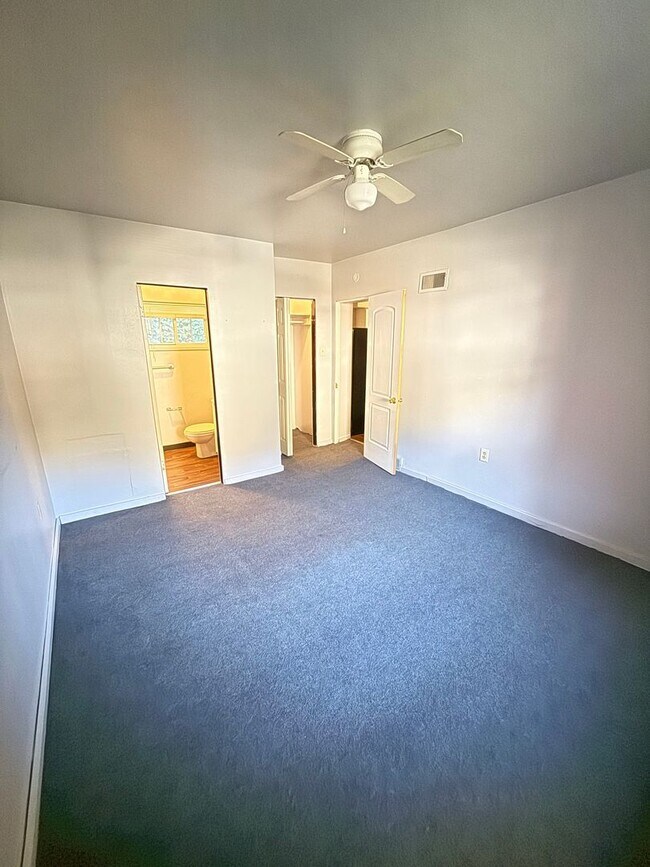 Building Photo - 526 Westinghouse Ave