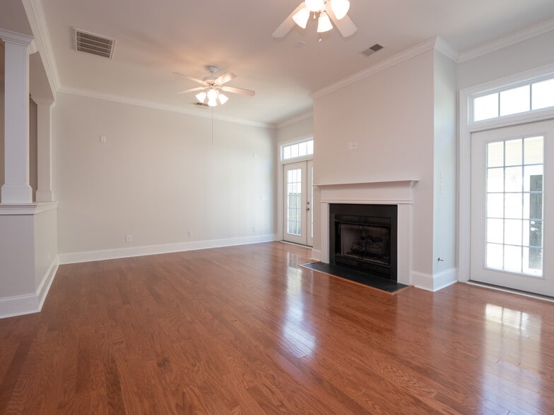 family room from one side - 1814 Tennyson Row