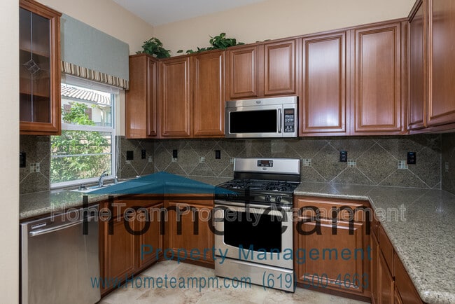 Building Photo - 1540 Avenida Merida