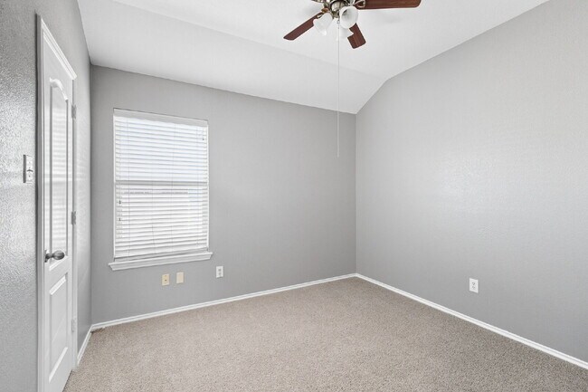 Building Photo - 3 Bedroom in Kyle with Fresh Paint Through...