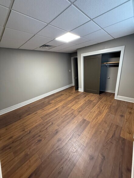 Building Photo - 5200 Devonshire Ave