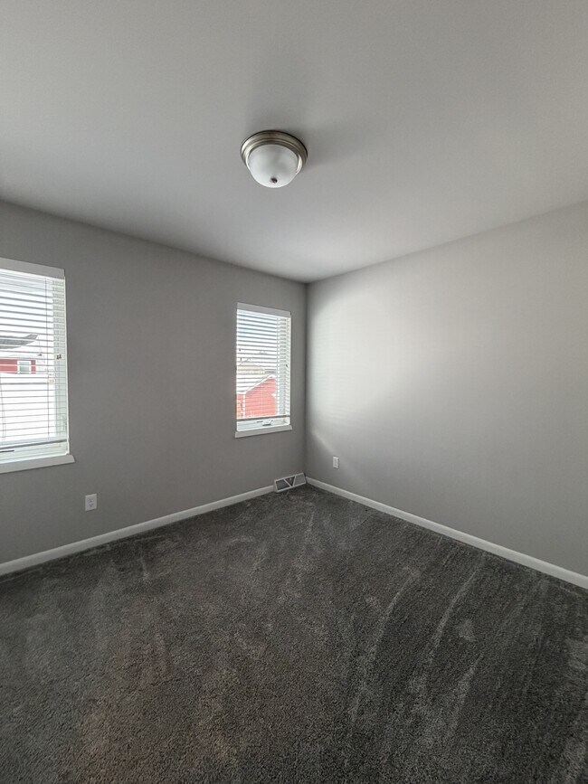 Building Photo - 2546 Wildcat Dr