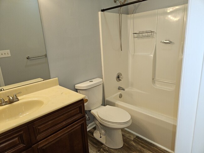 Building Photo - 1591 Hazelcrest Dr