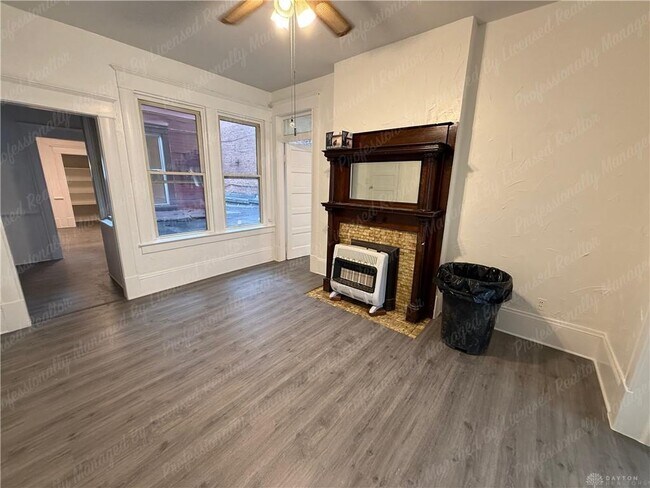 Building Photo - 44 W High St