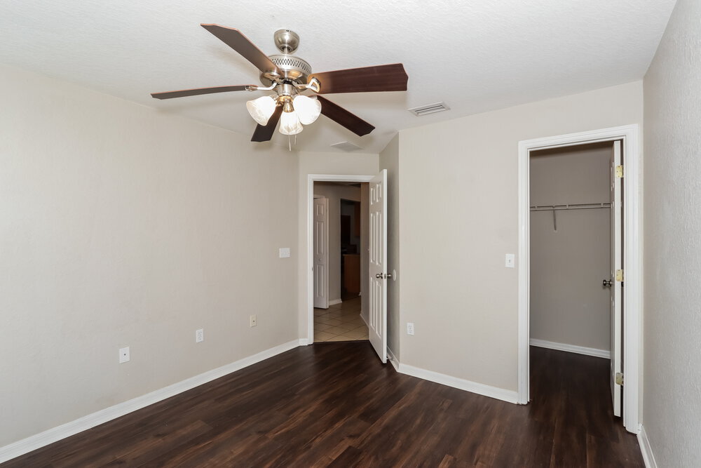 Building Photo - 8834 Pebblebrooke Dr