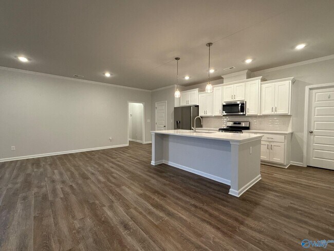 Building Photo - 102 Ranna Dr