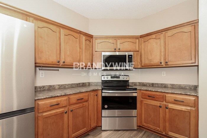 Building Photo - 9238 Lazzini Cove
