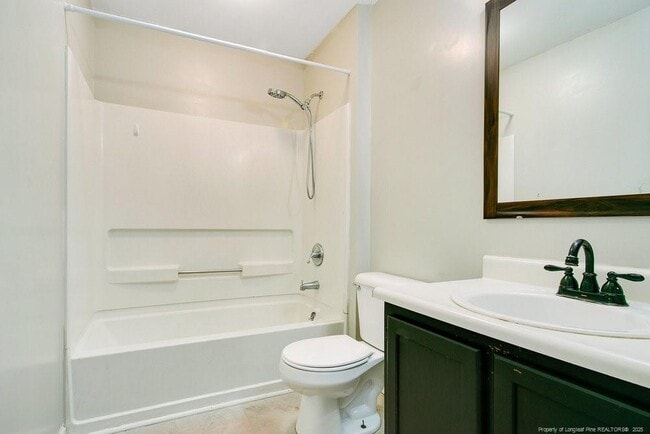 Building Photo - 5319 Thackeray Dr