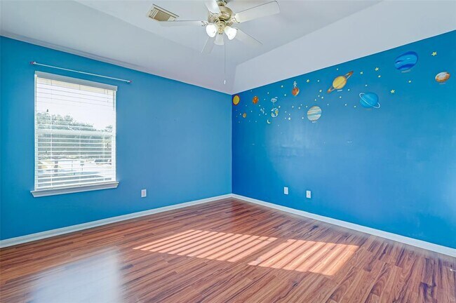 Building Photo - 1606 Maryvale Dr