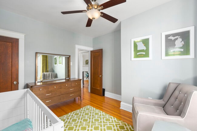 Building Photo - 5504 Itaska St