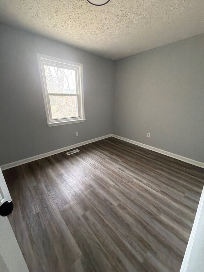 Building Photo - 151 Tisdale St