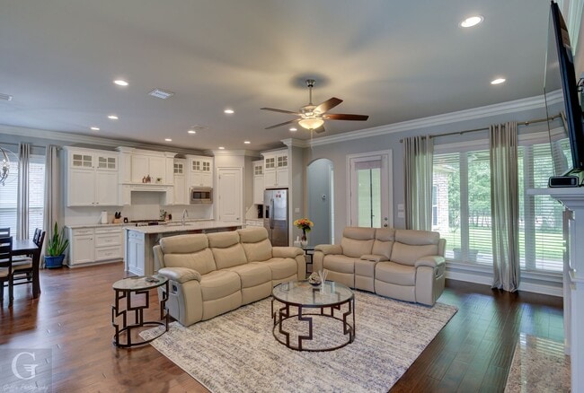 Building Photo - Beautiful 3 Bedroom in Twelve Oaks - Less than 10 Years old!