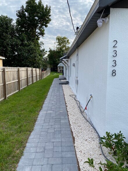 Building Photo - 2336 E Jersey Ave