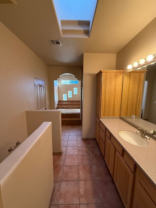 Building Photo - 3878 Stoneybrook Cir