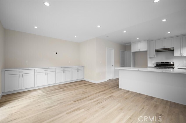 Building Photo - 417 Riverdale Dr