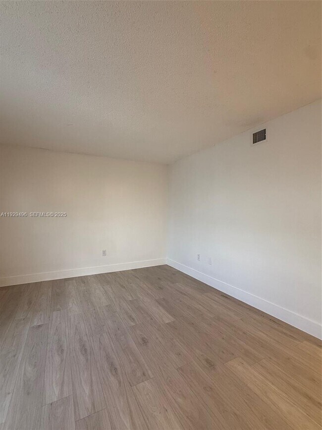 Building Photo - 131 NW 77th St