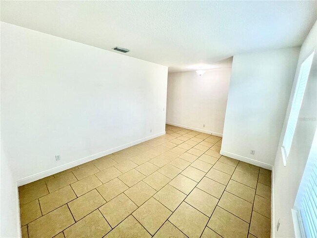 Building Photo - 3333 Wauseon Dr