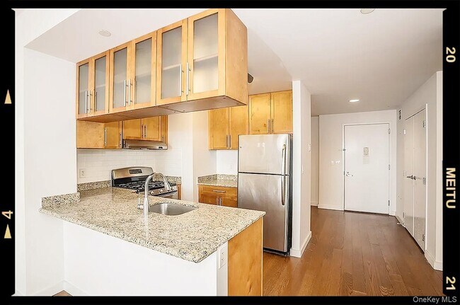 Building Photo - 40-28 College Point Blvd