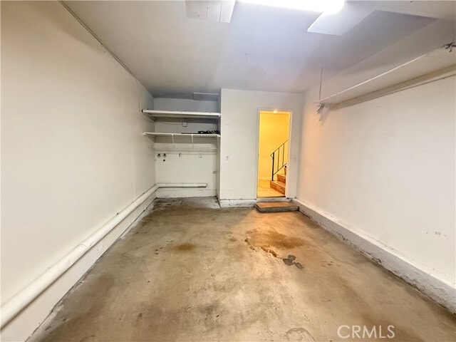 Building Photo - 15161 Monterey Ave