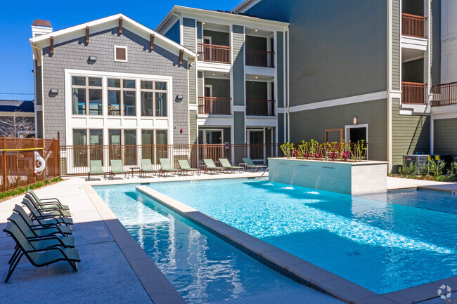 Pool - EaDo Lofts