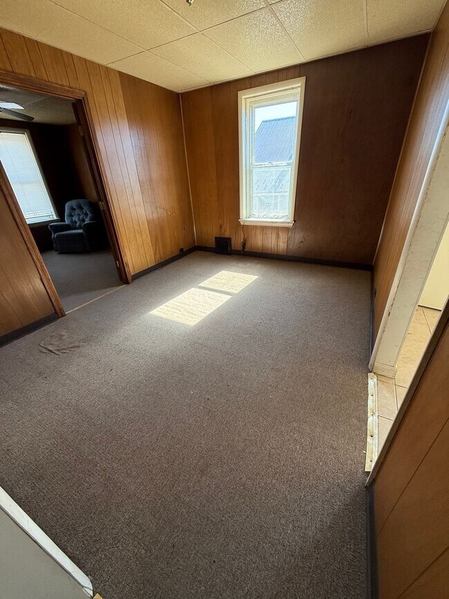 Building Photo - 1224 2nd Ave