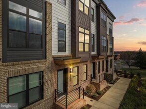 Building Photo - 2064 Tysons Ridgeline Rd