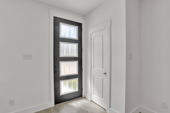 Building Photo - New Construction and Ready for immediate move in!