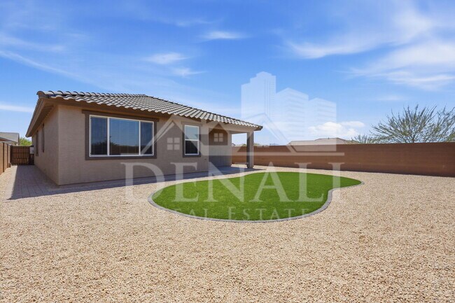 Building Photo - 16692 W Alameda Rd