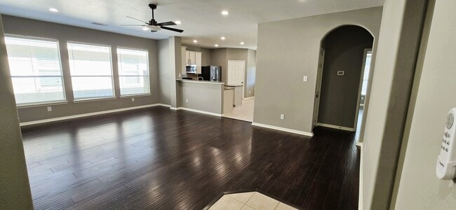 Building Photo - 21703 Sierra Long Dr