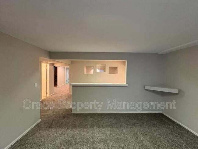 Building Photo - 8340 S Upham Way