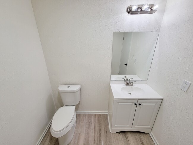 Building Photo - 301 Cypress St