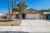 Building Photo - 6438 Creston Ave