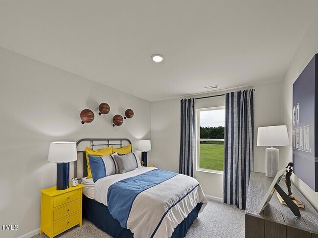 Building Photo - 1135 Winding Spg Dr