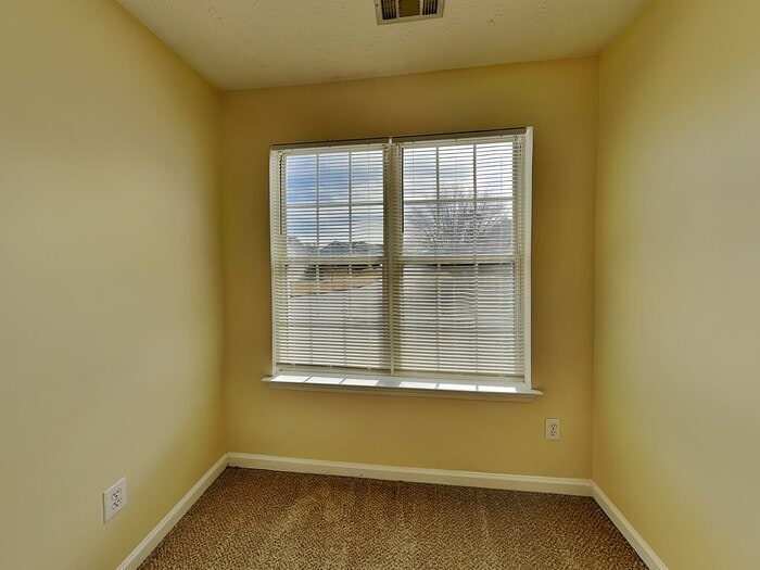 Building Photo - 2770 Field Spring Dr