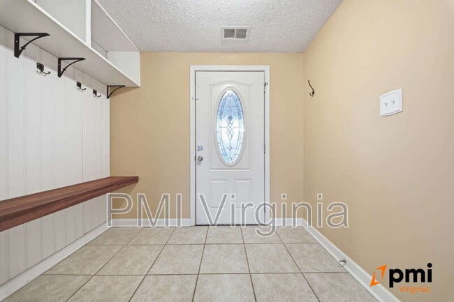 Building Photo - 5413 Brookfield Dr