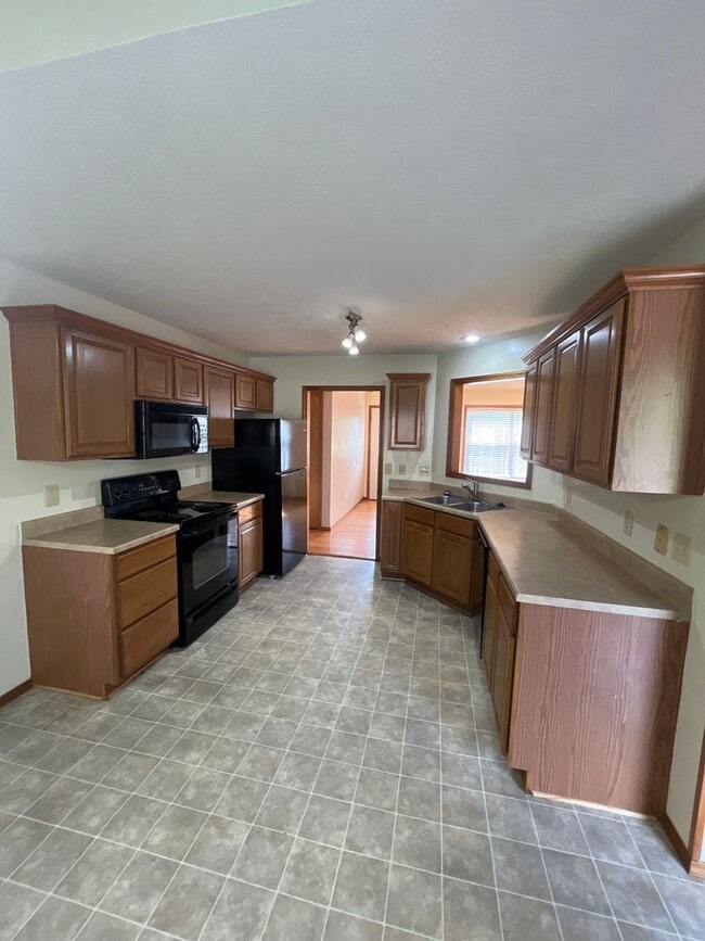 Building Photo - Remarkable Value. Unbeatable Location.
