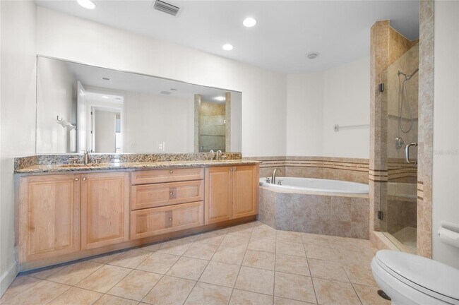 Building Photo - 1375 Beach Rd