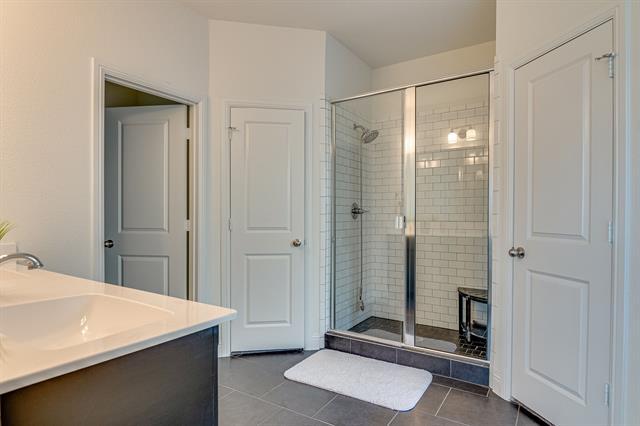 Building Photo - 6344 Red Cliff Dr
