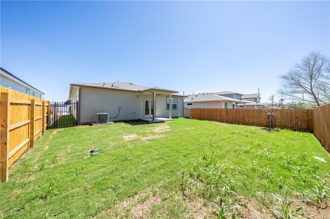 Building Photo - 13708 Lubeck Dr