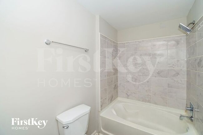 Building Photo - 3966 Oglesby Rd