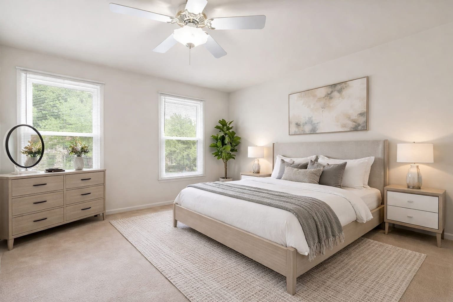 Building Photo - 5 Sarasota Dr