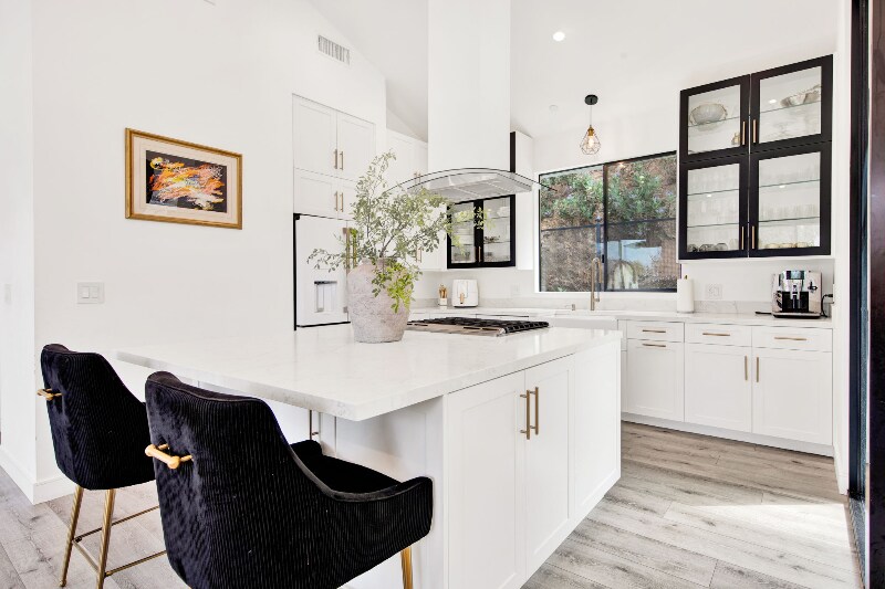 Building Photo - 7824 Shadyspring Dr