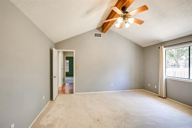 Building Photo - 11920 Meadowfire Dr