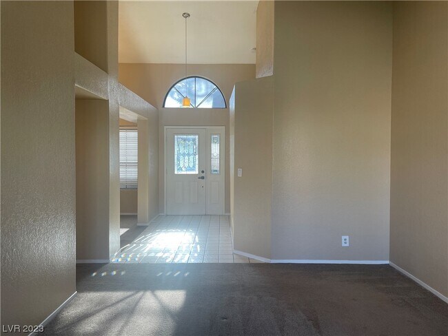 Building Photo - 604 Cody Pass